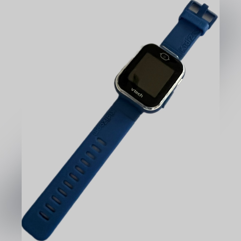 V-tech DX3 smartwatch in blue